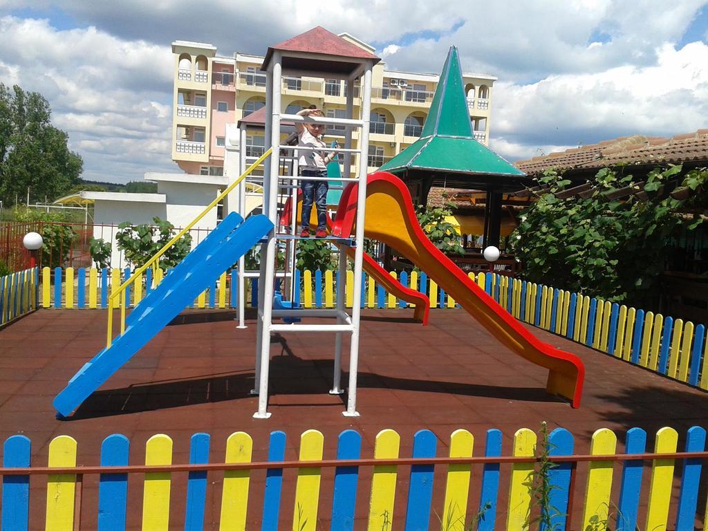 Stefanov 2 Hotel Lozenets Buitenkant foto